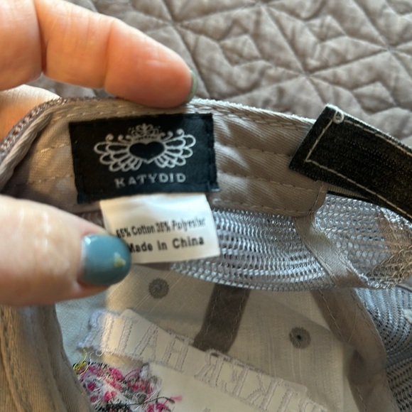 Ladies, biker ball hat - Picture 3 of 3